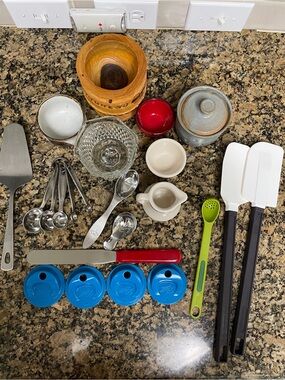 Vintage & Modern Kitchen Utensil Lot